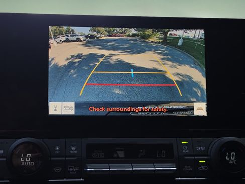 Used 2024 Toyota Grand Highlander AWD image 44