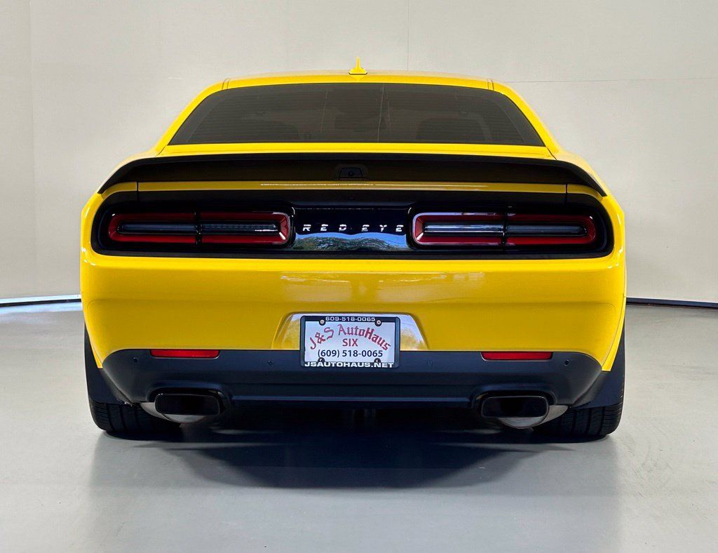 Used 2019 Dodge Challenger SRT Hellcat Redeye RWD image 7