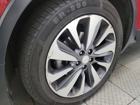 Used 2019 Buick Encore Essence image 31