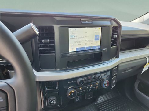 New 2025 Ford F250 XL w/ 360-Degree Camera Package image 11