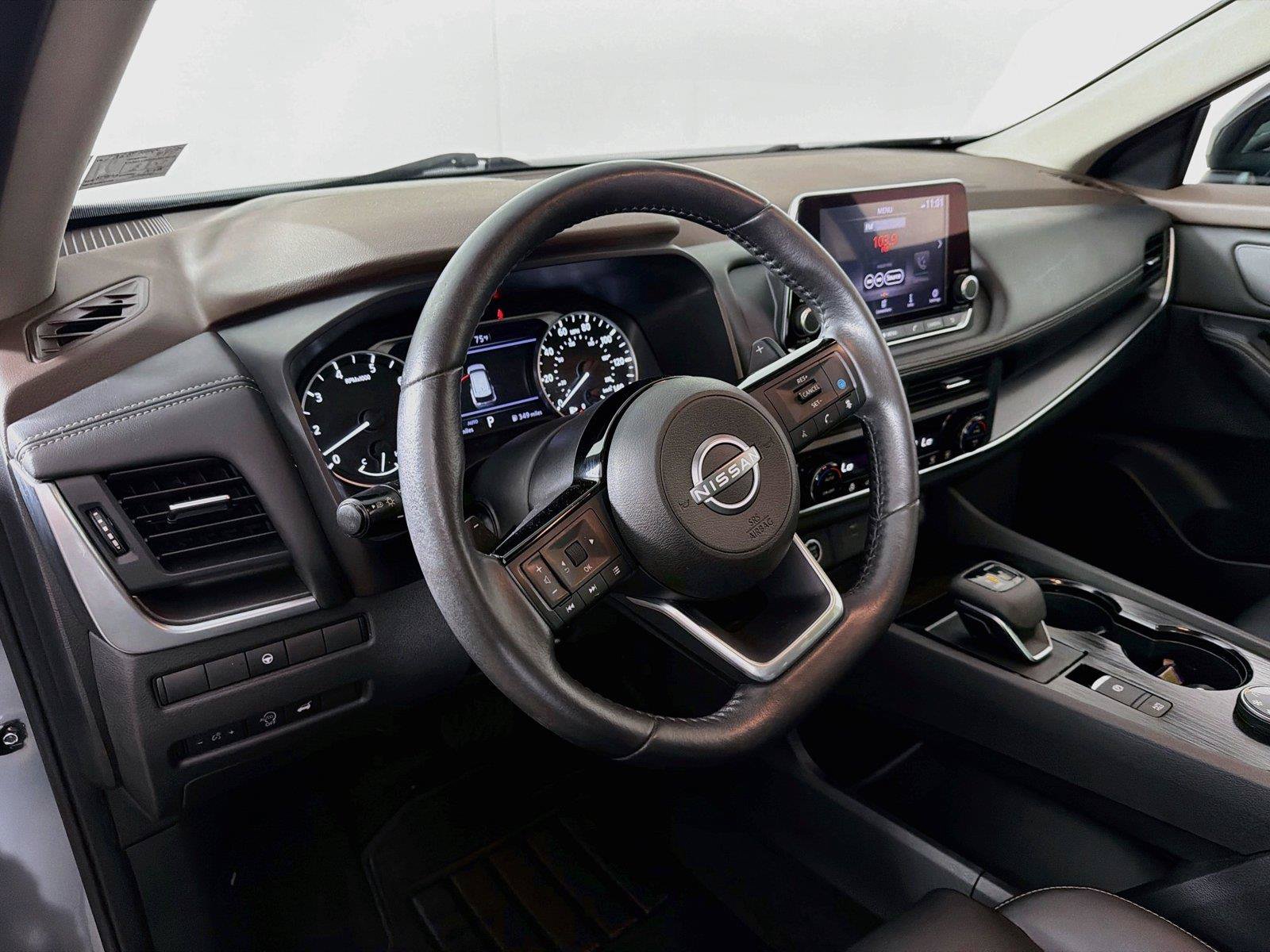 Used 2023 Nissan Rogue SV w/ SV Premium B Package AWD/4WD image 16