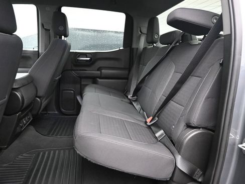 Used 2022 Chevrolet Silverado 1500 LT RWD image 22