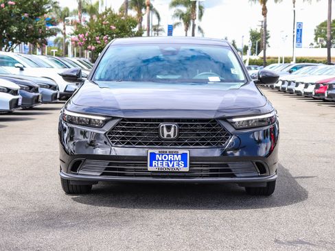 Used 2023 Honda Accord EX image 2