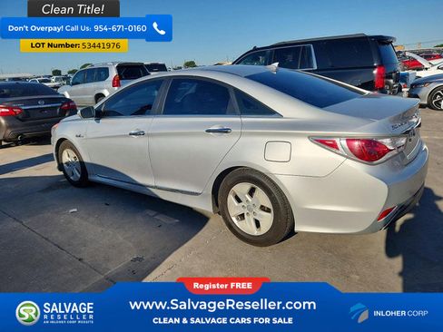Used 2012 Hyundai Sonata Hybrid w/ Leather Pkg FWD image 3
