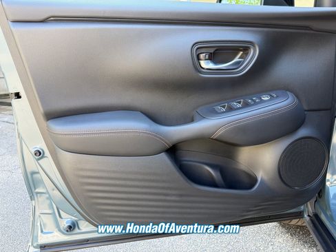 Used 2025 Honda HR-V Sport image 20