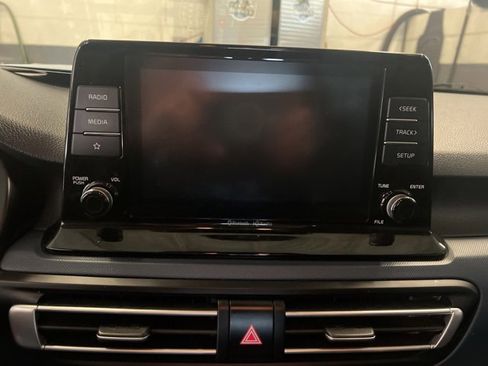 Certified 2021 Kia Seltos S image 9