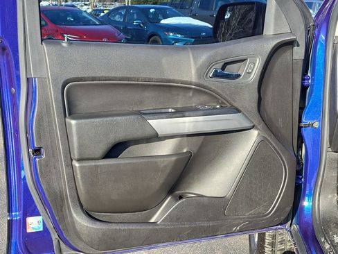 Used 2017 Chevrolet Colorado LT w/ LT Convenience Package image 29