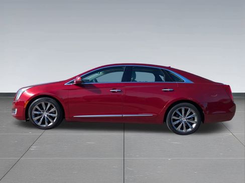 Used 2013 Cadillac XTS Luxury w/ Driver Awareness Package image 3