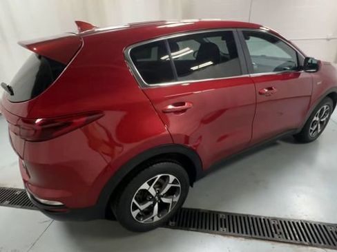 Used 2021 Kia Sportage LX AWD/4WD image 8
