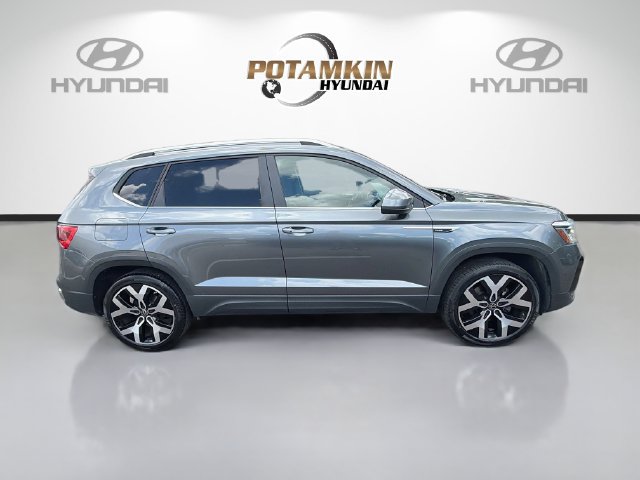 Used 2022 Volkswagen Taos SEL AWD/4WD image 4