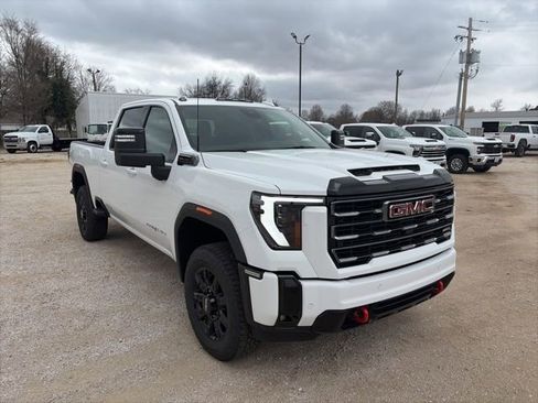 New 2026 GMC Sierra 2500 AT4 image 8