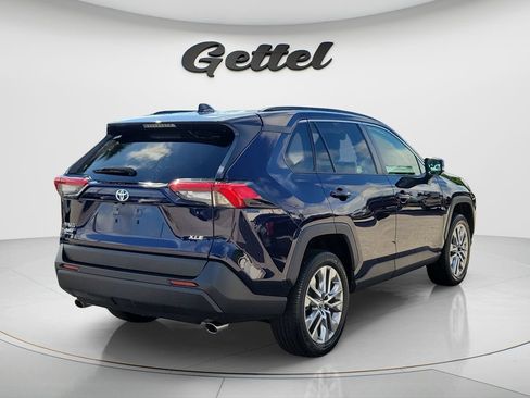 Certified 2023 Toyota RAV4 XLE Premium FWD image 5