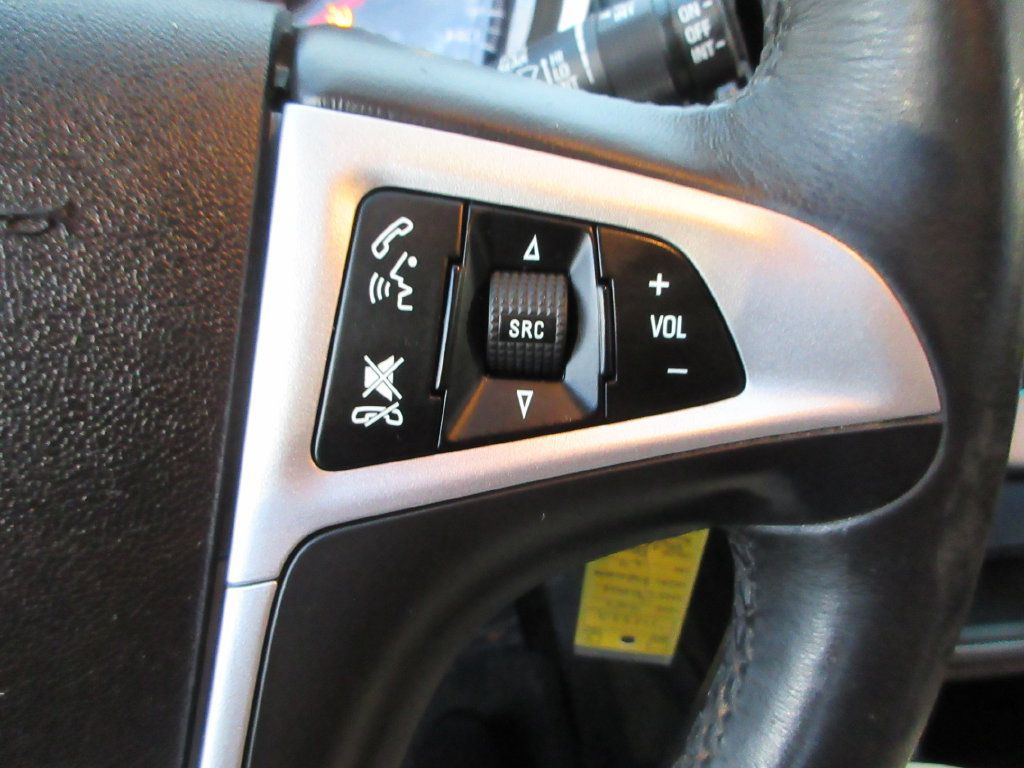 Used 2025 Chevrolet Equinox LT w/ Convenience Package II FWD image 25