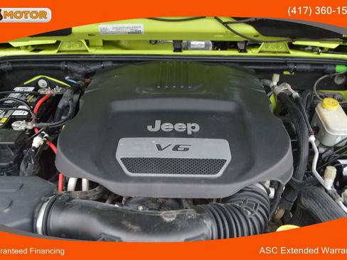 Used 2016 Jeep Wrangler Rubicon w/ Power Convenience Group image 22