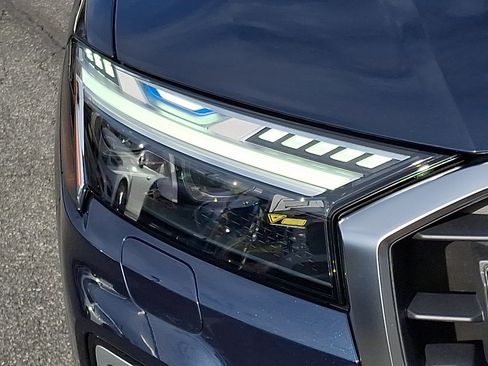 Used 2025 Audi Q7 3.0T Prestige w/ Prestige Package image 9