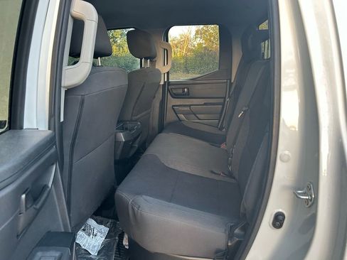 Used 2022 Toyota Tundra SR w/ SR Tow Package image 12