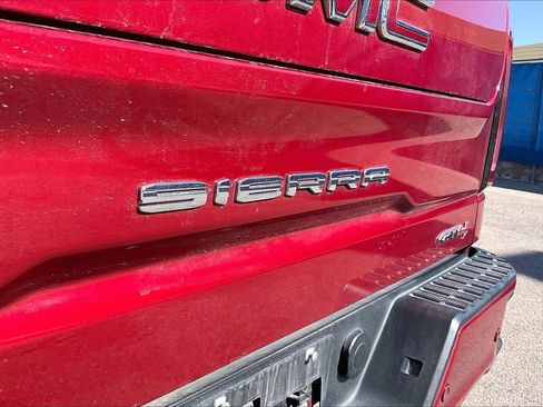 Used 2019 GMC Sierra 1500 AT4 w/ Off Road Performance Package image 30