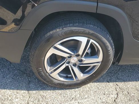 Used 2021 GMC Terrain SLT AWD/4WD image 5
