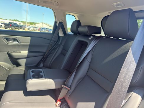 New 2026 Nissan Rogue Dark Armor AWD/4WD image 32