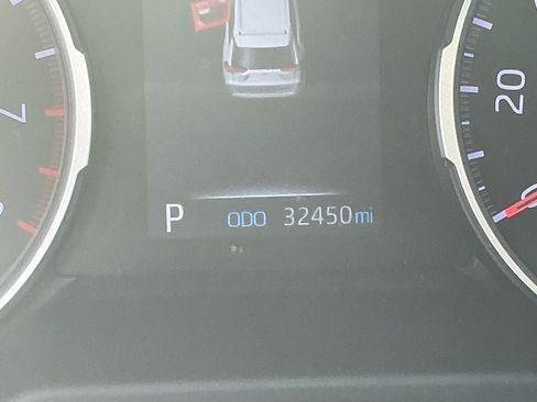 Certified 2022 Toyota RAV4 XLE Premium image 11