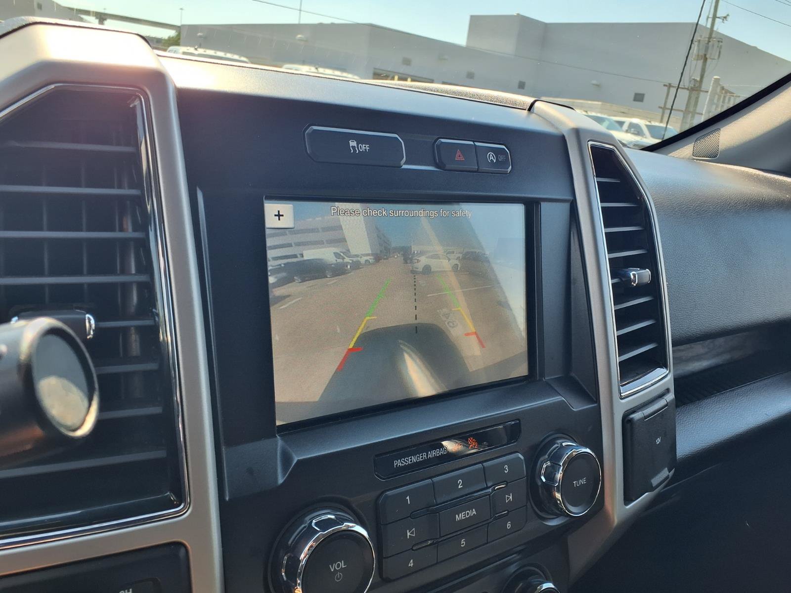Used 2018 Ford F150 Lariat AWD/4WD image 28