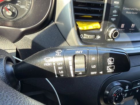 Used 2019 Kia Sorento L FWD image 13