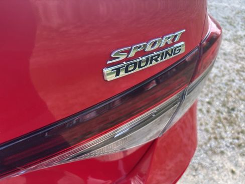 Used 2025 Honda Civic Sport Touring image 9