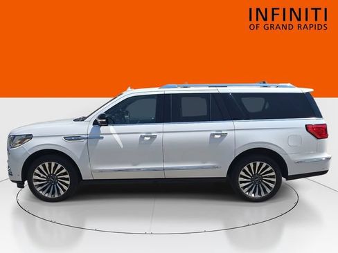 Used 2019 Lincoln Navigator L Reserve AWD/4WD image 8