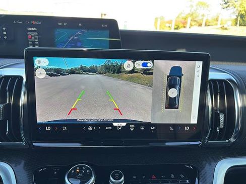 New 2025 Ford Expedition Platinum w/ Stealth Performance Package image 22