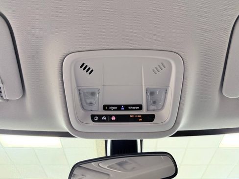 Used 2019 Chevrolet Traverse LS FWD image 53