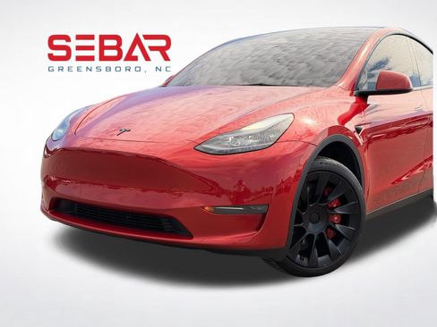 Used 2023 Tesla Model Y Long Range AWD/4WD image 2