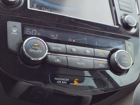 Used 2019 Nissan Rogue Sport SL w/ Premium Package image 8