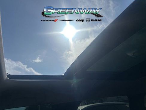 Used 2024 Mitsubishi Outlander SE AWD/4WD image 22