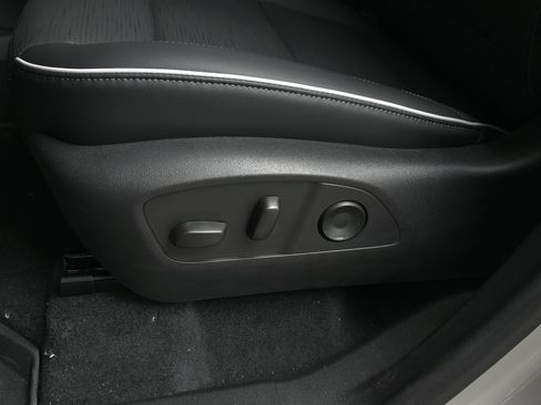 New 2026 Buick Enclave Sport Touring w/ LPO, Floor Liner Package FWD image 11