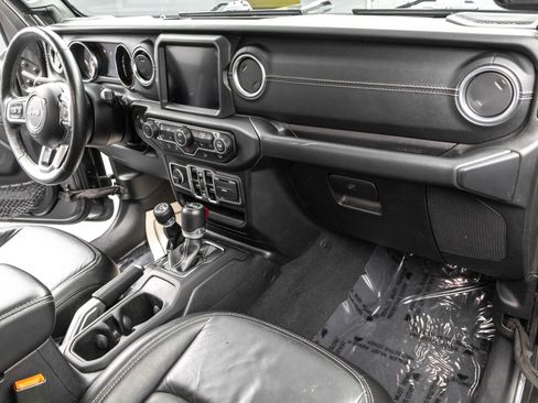 Used 2019 Jeep Wrangler Unlimited Sahara w/ Dual Top Group image 38