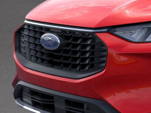 New 2024 Ford Escape SE image 17
