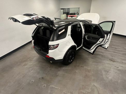 Used 2018 Land Rover Discovery Sport HSE image 55