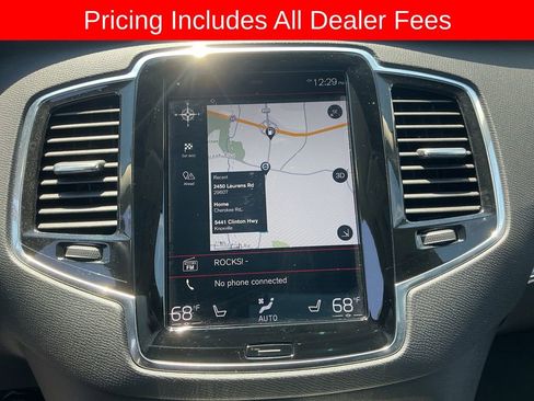 Used 2021 Volvo XC90 T5 Momentum w/ Advanced Package AWD/4WD image 16