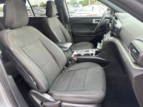 Used 2020 Ford Explorer XLT w/ Class III Trailer Tow Package AWD/4WD image 24