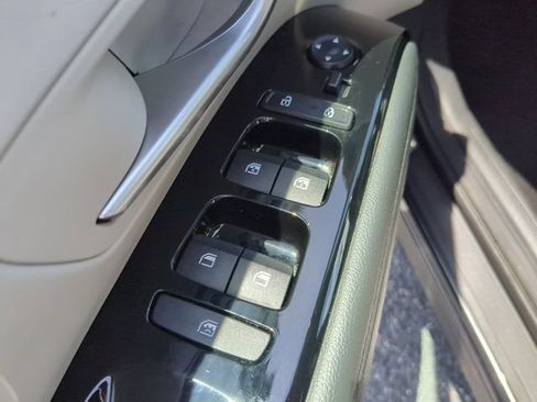 Used 2024 Hyundai Tucson Limited FWD image 20