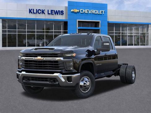 New 2026 Chevrolet Silverado 3500 LT AWD/4WD image 6