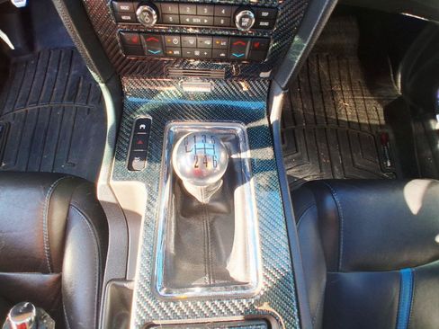 Used 2011 Ford Mustang GT Premium w/ Electronics Pkg RWD image 23