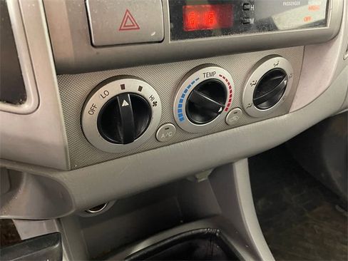 Used 2008 Toyota Tacoma PreRunner image 8