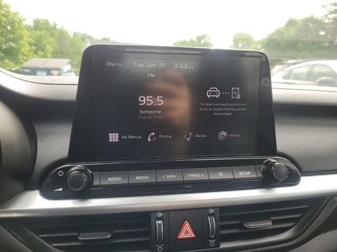 Certified 2023 Kia Forte LXS w/ LXS Technology Package FWD image 23