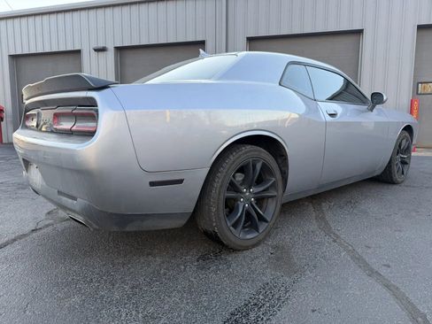 Used 2016 Dodge Challenger SXT w/ Blacktop Package image 6