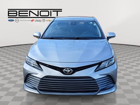 Used 2024 Toyota Camry LE image 2