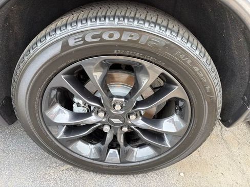 Used 2024 Dodge Durango R/T AWD/4WD image 10