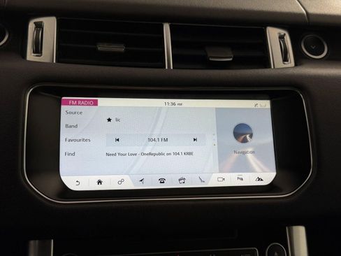 Used 2017 Land Rover Range Rover Sport HSE AWD/4WD image 26