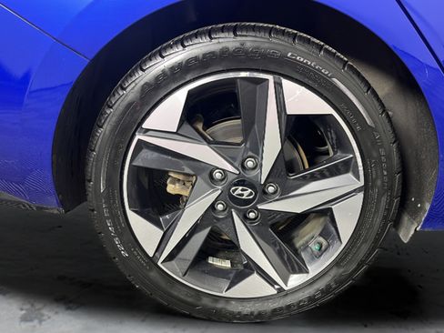 Used 2023 Hyundai Elantra Limited FWD image 60