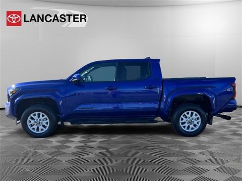 Used 2024 Toyota Tacoma TRD Sport image 4